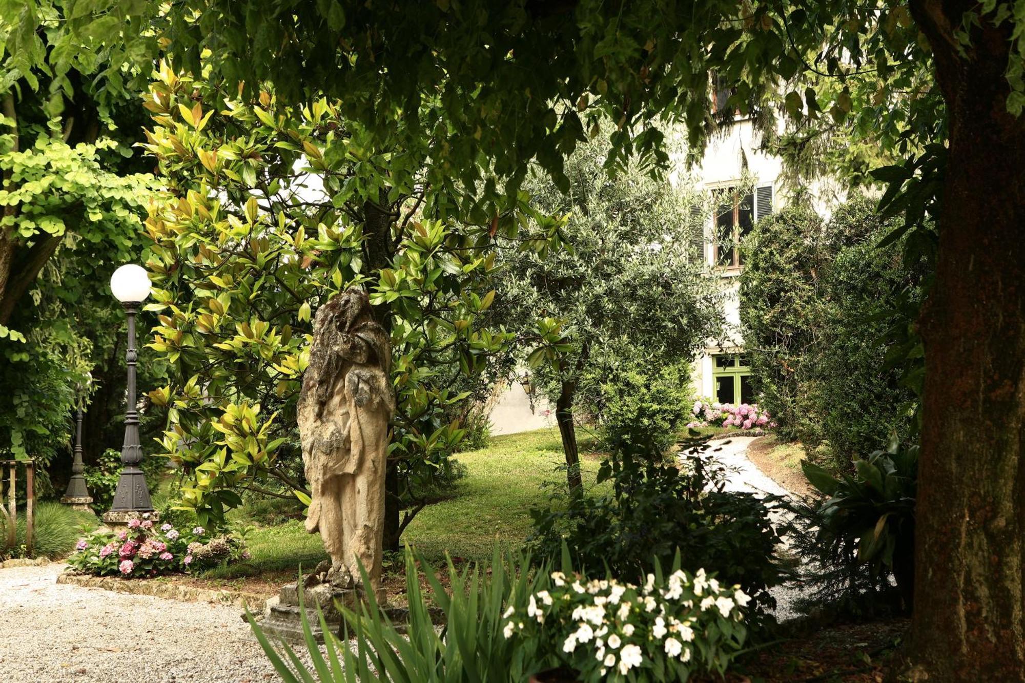 Antica Dimora Conti Custoza Bed & Breakfast Roverbella Exterior photo